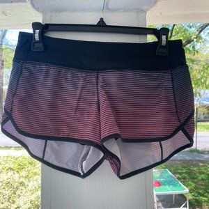 Lululemon Speed Up Shorts (2.5")-- Size 4